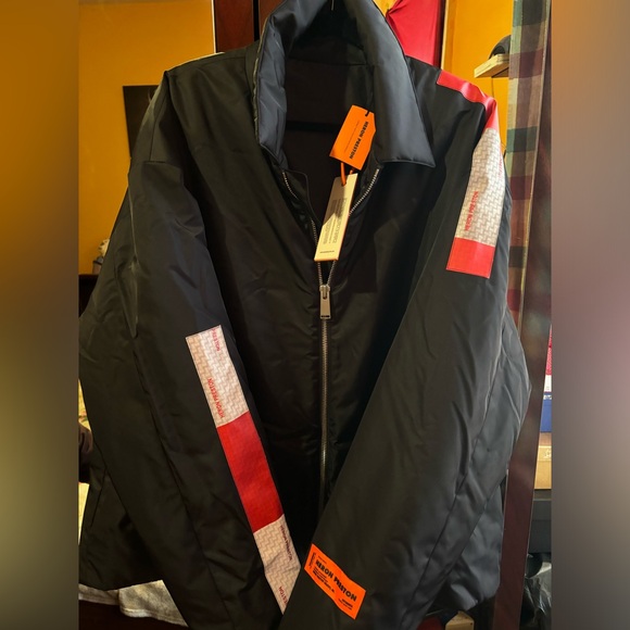 Brand New! Heron Preston Mens Reflective Jacket Size XL. RUNS BIG! - Picture 9 of 12